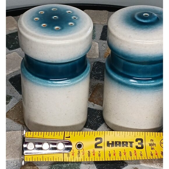 Wedgwood Blue Pacific Salt and Pepper Shaker Set No Stoppers - Picture 5 of 5